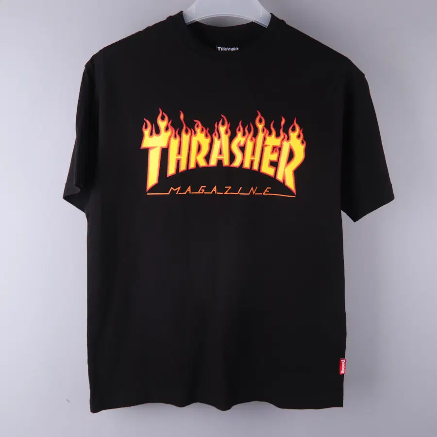트레셔(THRASHER) 플레임 티셔츠(반팔) 블랙 (S)