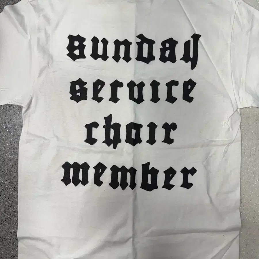 이지 Sunday Service Choir Member 반팔티셔츠 사이즈M