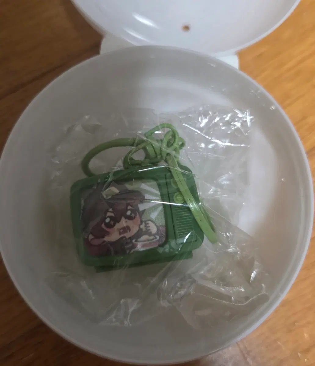 픽셀리 레트로 티비 키링 공룡