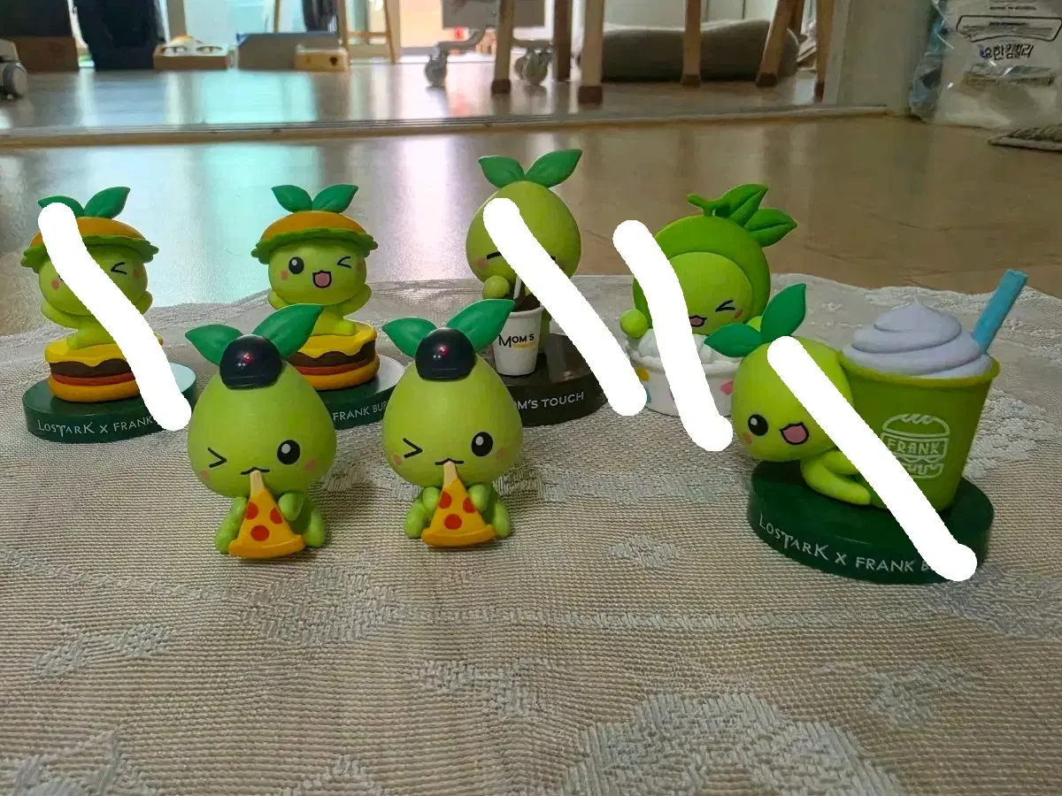 모코코 콜라보피규어