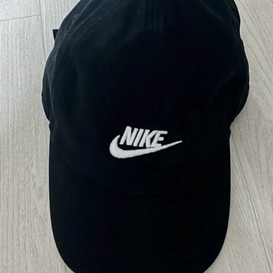 나이키 블랙 볼캡