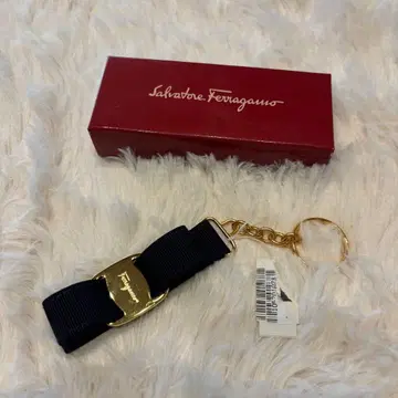 미사용 새상품 Salvatore Ferragamo 키링 네이비