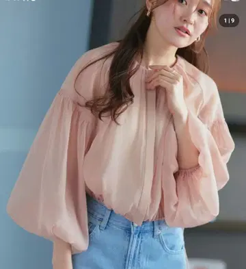 RUIRUE BOUTIQUE 시어 볼륨 슬리브 긴팔 핑크 베이지