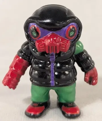 MEDICOMTOY VAG SPECIAL Hyper GYAROMI Fes! GYAROMI 오이드킬러 블랙 바디/보라색 얼굴