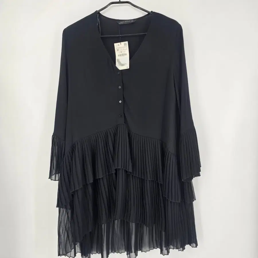 ZARA WOMAN 블랙 아코디언 플리츠 쉬폰 롱 블라우스 / 새상품 [B21214]