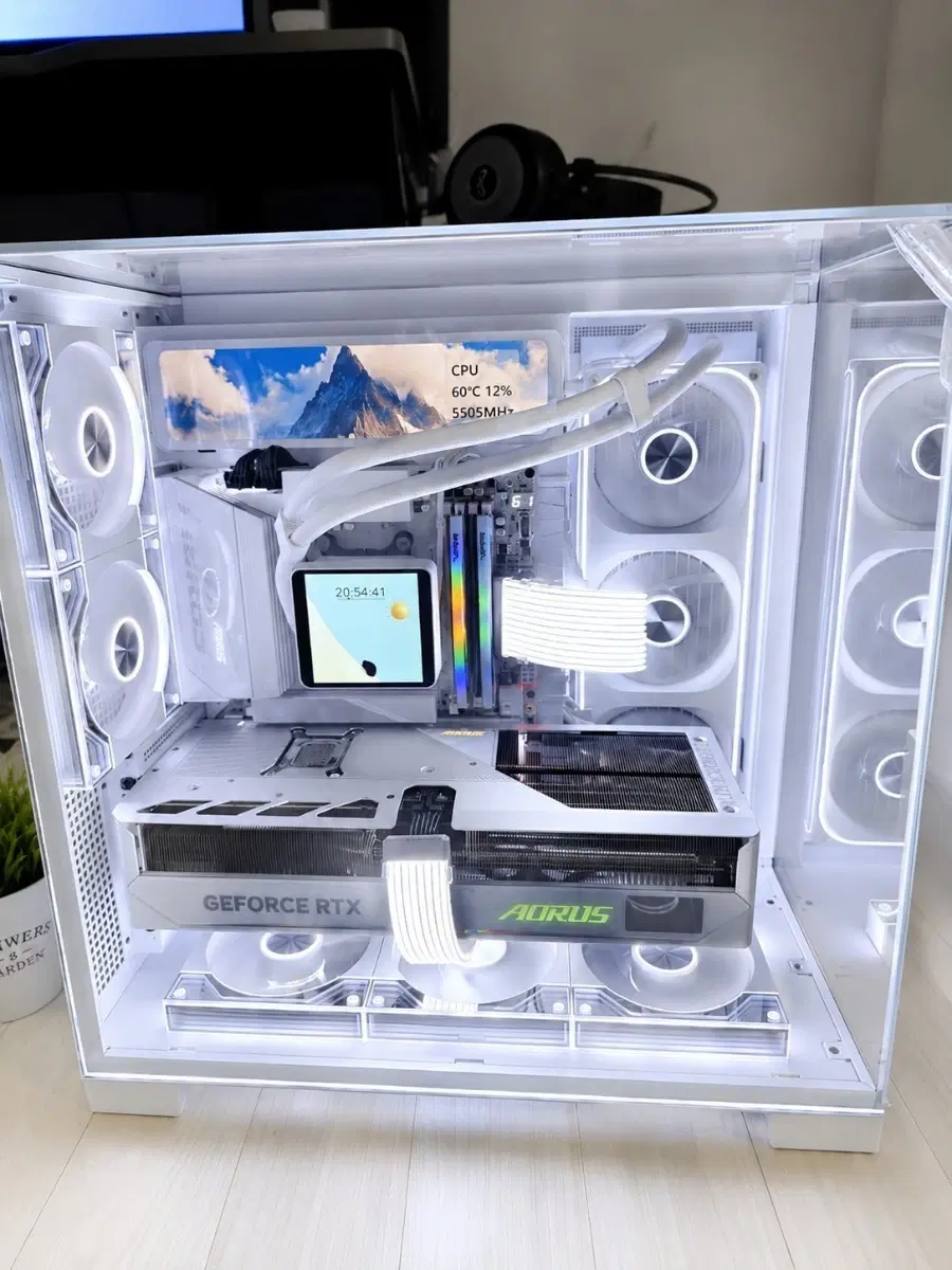라이젠9 9950X3D 5080 마스터PC 팝니다