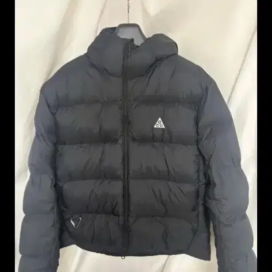 나이키 ACG 루나레이크 프리마로프트 패딩 L 블랙