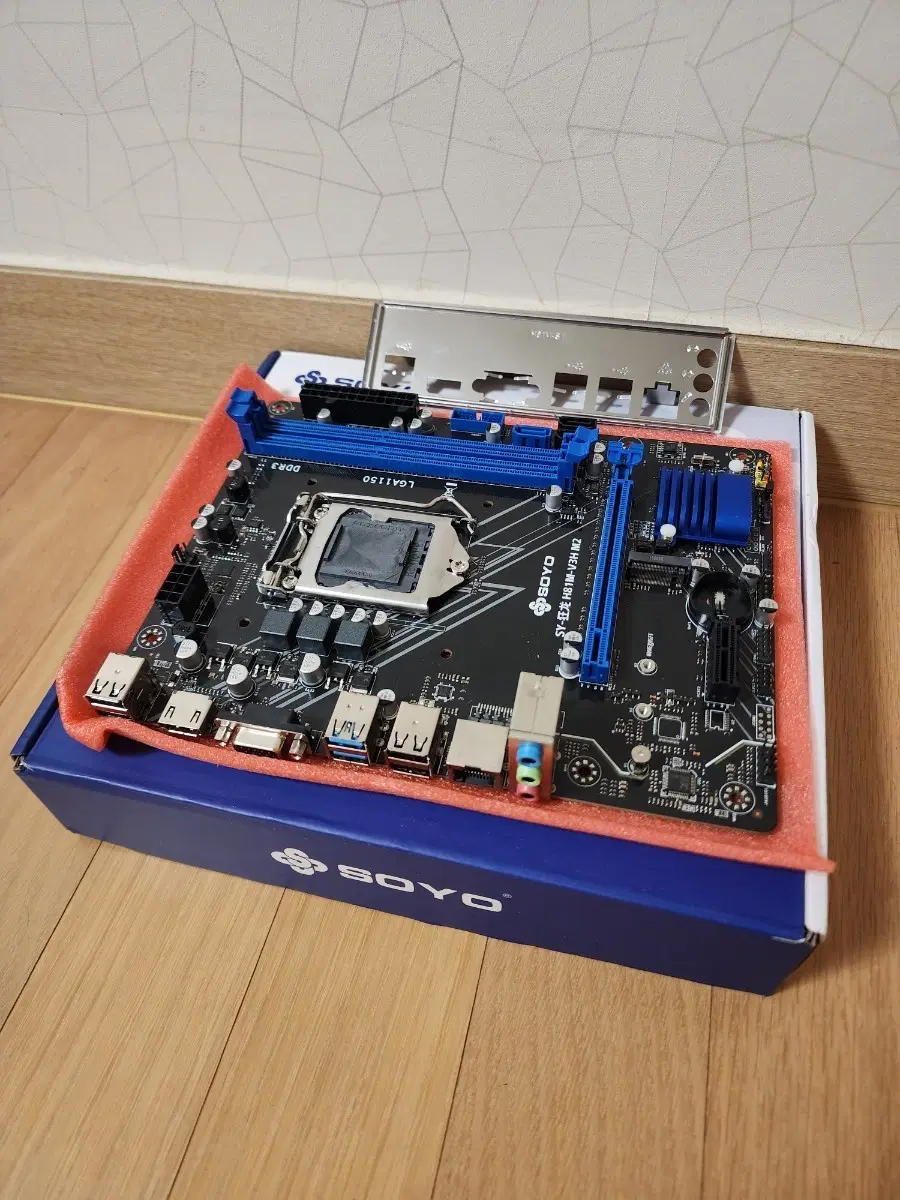 SOYO SY-H61M-V3H 메인보드