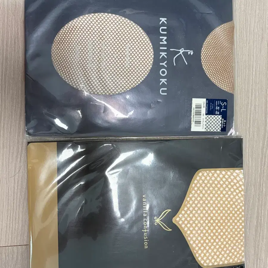 일본 백화점 KUMIKYOKU / vanilla confusion 스타킹 세트