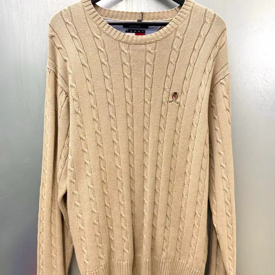 Tommy Hilfiger 타미 힐피거 베이지 케이블 니트 스웨터