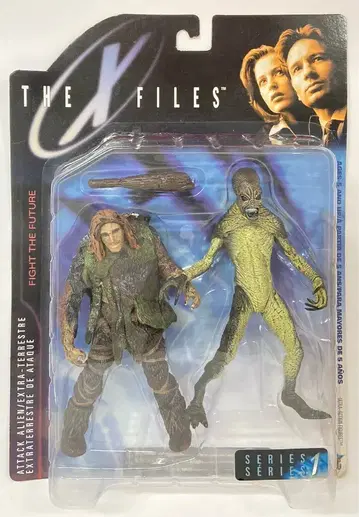 McFARLANE TOYS SERIES 1 / ULTRA ACTION FIGURES ATTACK ALIEN