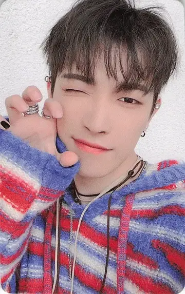 ATEEZ HMV LD 홍중 생일