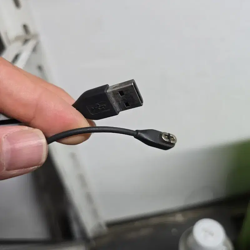 샥즈 오픈런 프로 USB 충전 케이블 2개