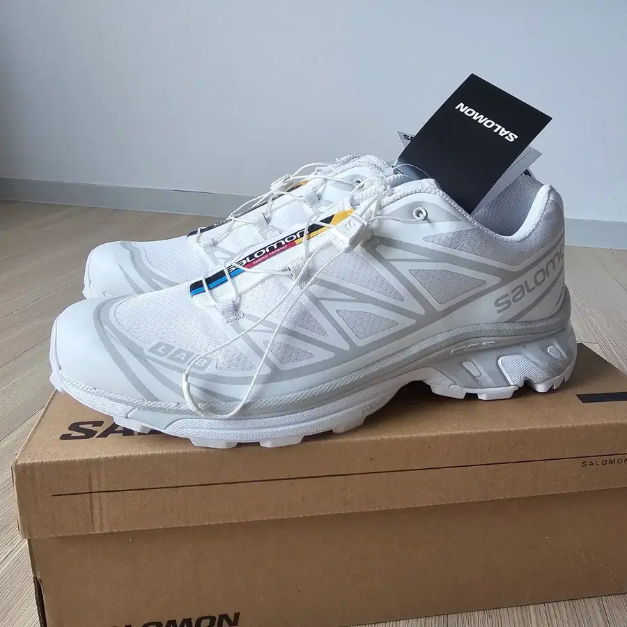 295 새제품) 살로몬 XT-6 ADV 화이트 신발 운동화 트레킹 등산화