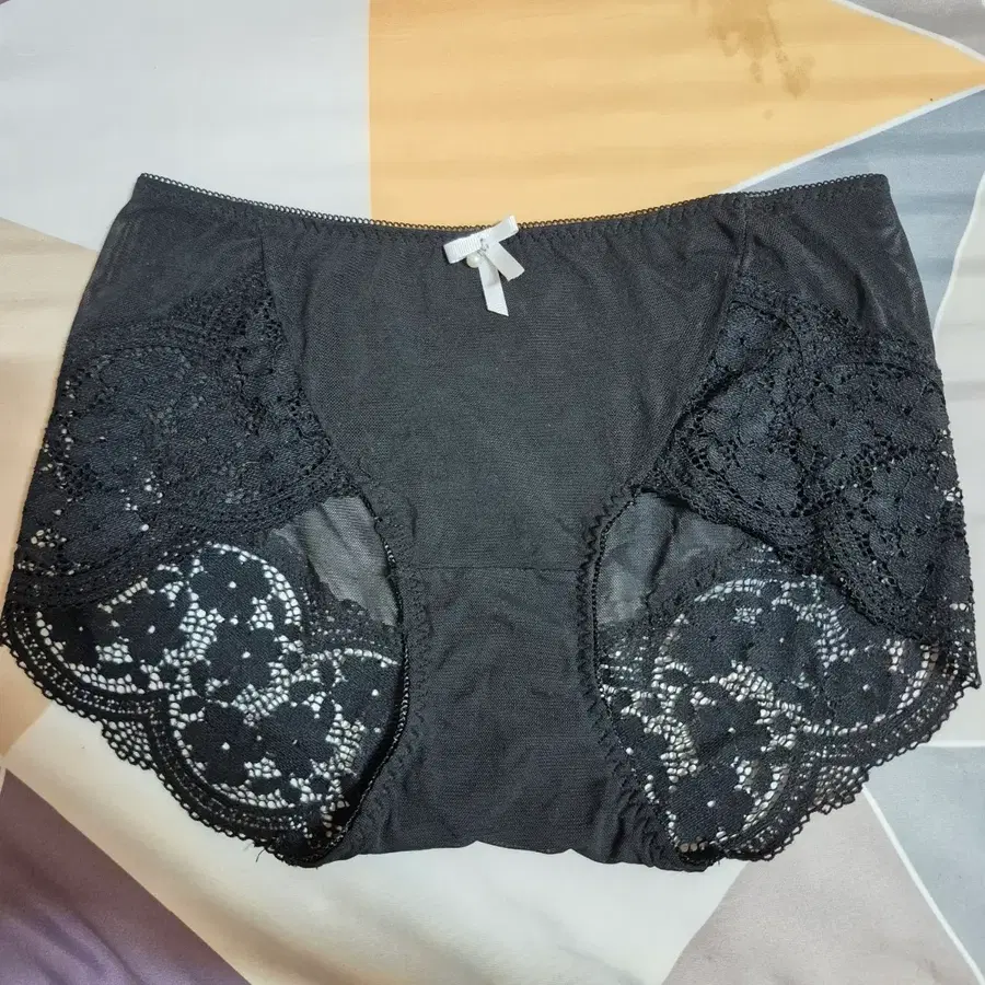 (중고)블랙 리본 포인트 여성 팬티