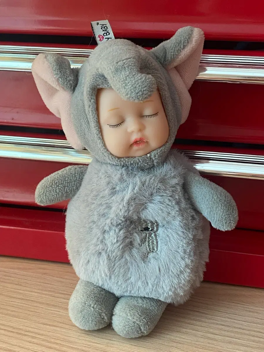 인형 아기 인형
