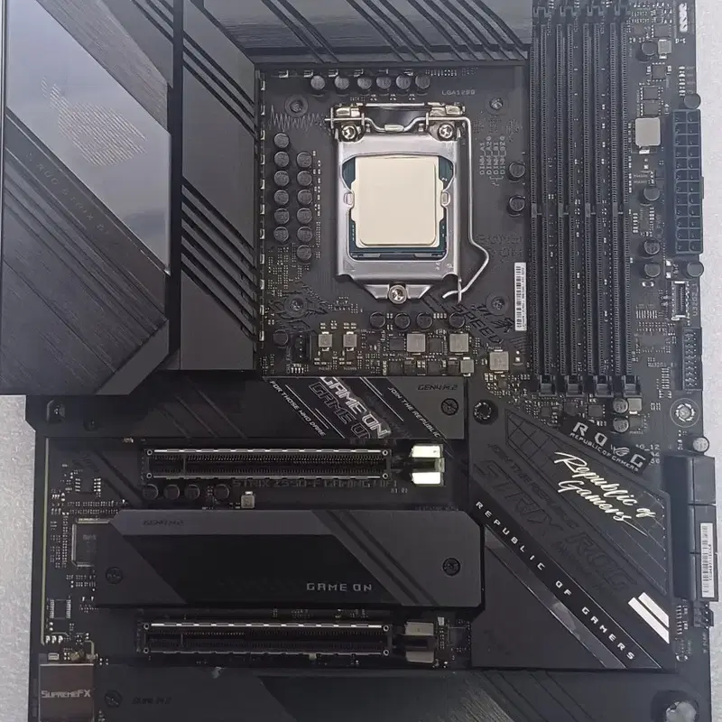 i9-11900Kf+Asus strix Z590-F gaming Wi-Fi
