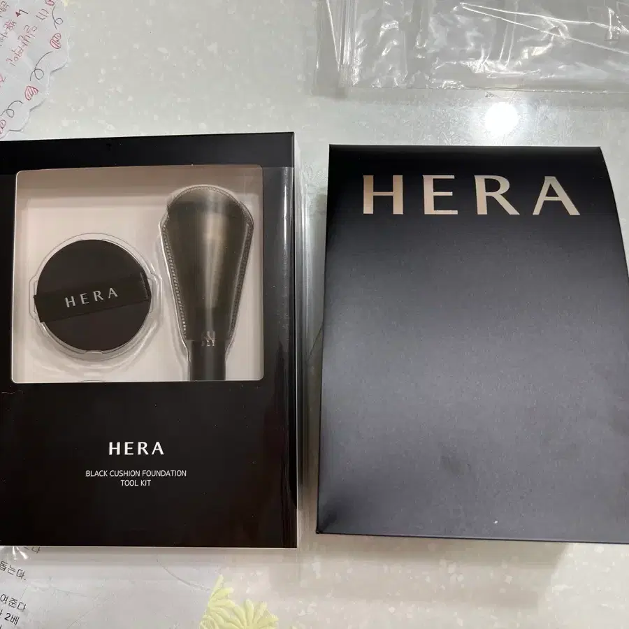 헤라 페이스 컨투어링 듀오 하이라이터&쉐딩