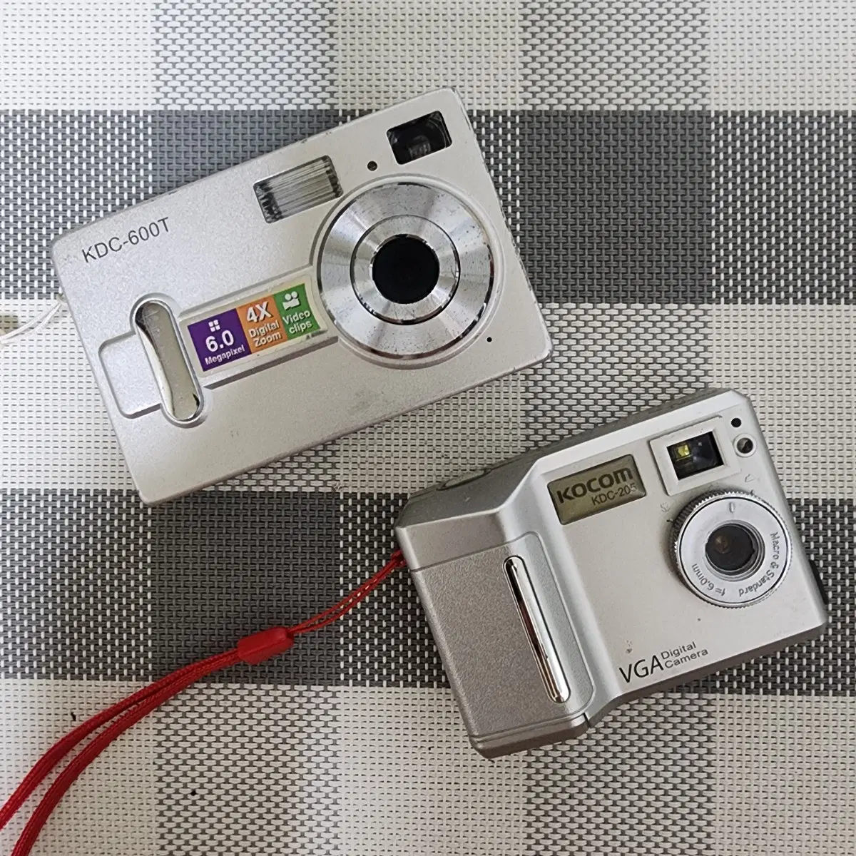 코콤 KOCOM KDC-600T, 205 디지털카메라 2대 일괄판매