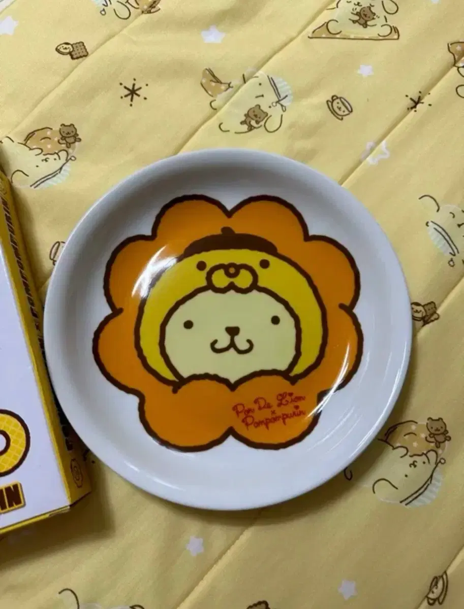 폼폼푸린 고전 접시 미스터도넛 콜라보 새상품