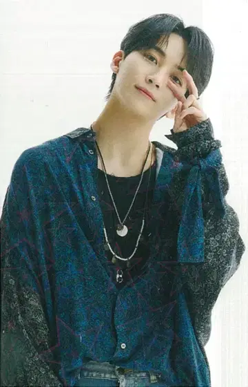 SEVENTEEN TowerRecod LD JEONGHAN FACE THE SUN