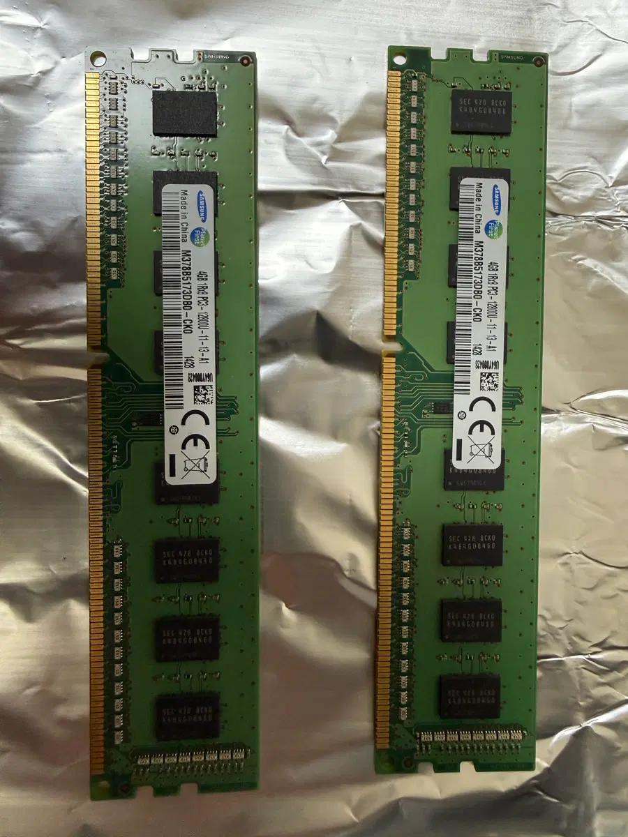 삼성 DDR3 PC3-12800U 4GB RAM 2개