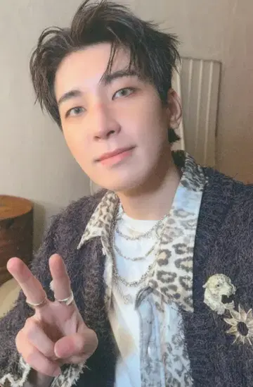 SEVENTEEN NEW ESCAPE ver WONWOO HAPPY BURSTDAY