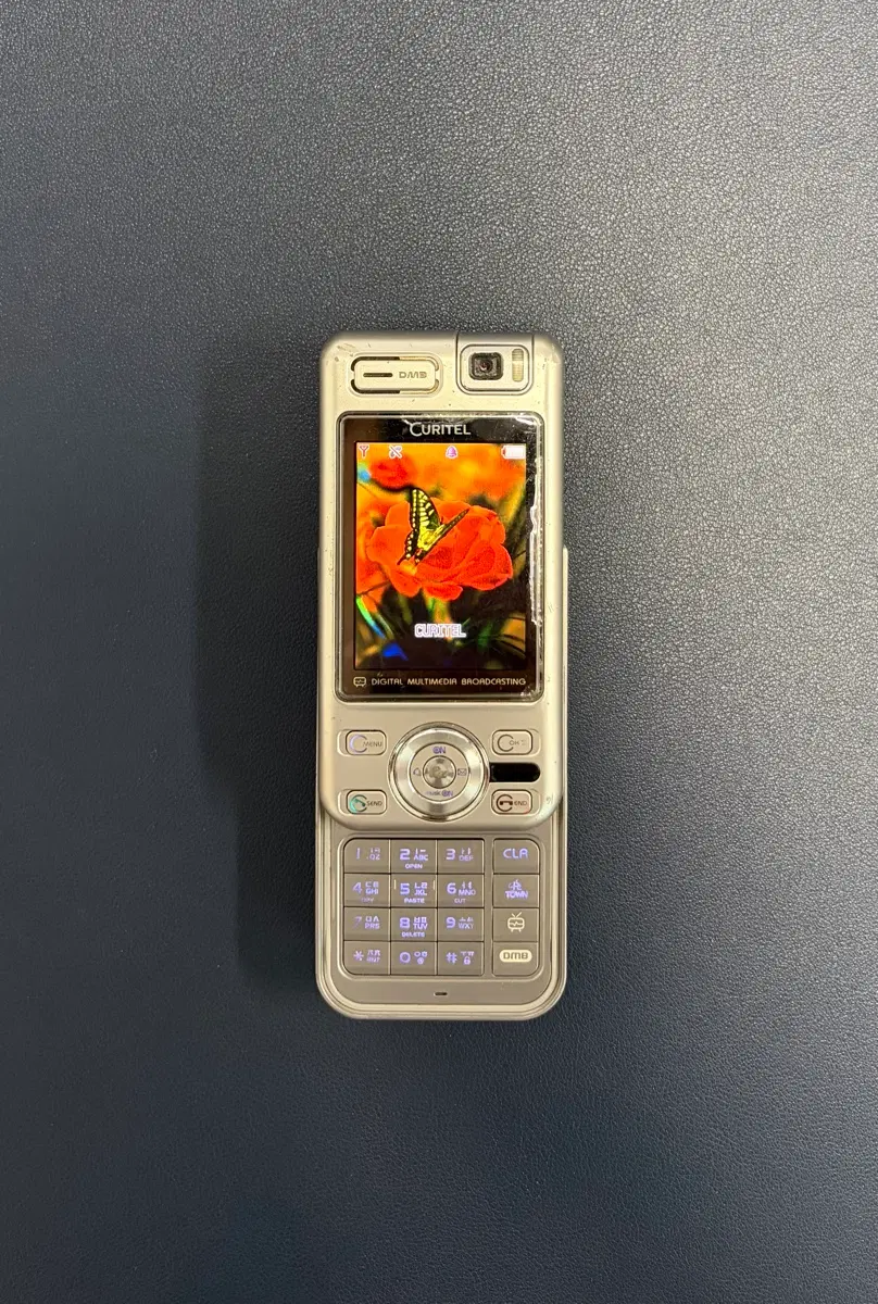 큐리텔 지상파dmb폰 pt-l1800 팝니다