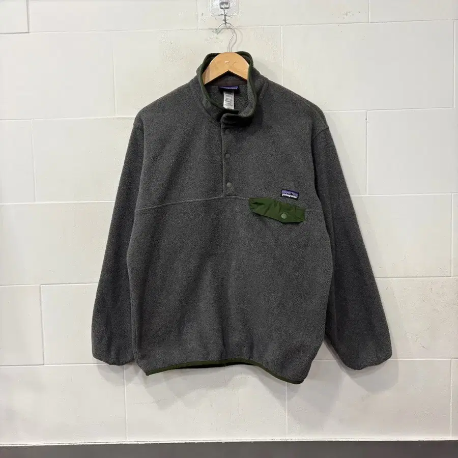 파타고니아 신칠라 스냅-T