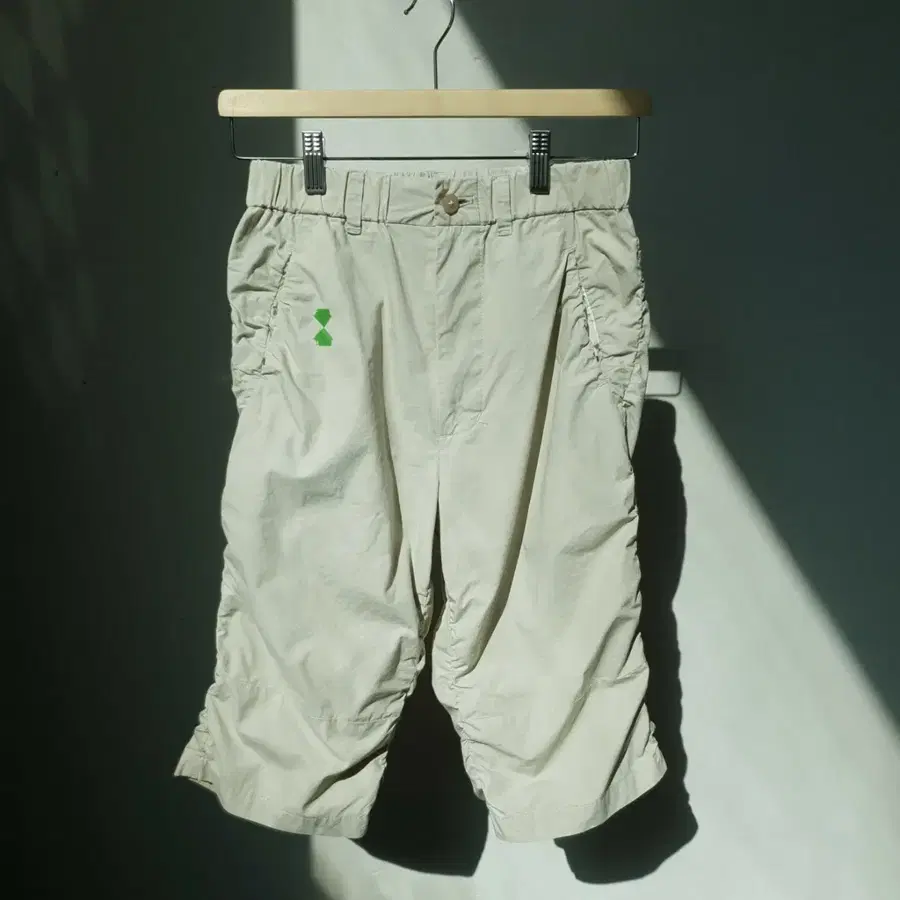 90s Final Home Capri Pants