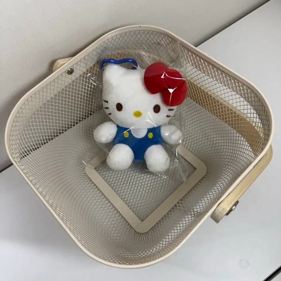 헬로키티 키링 인형