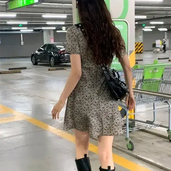 루루서울 로즈밀 드레스