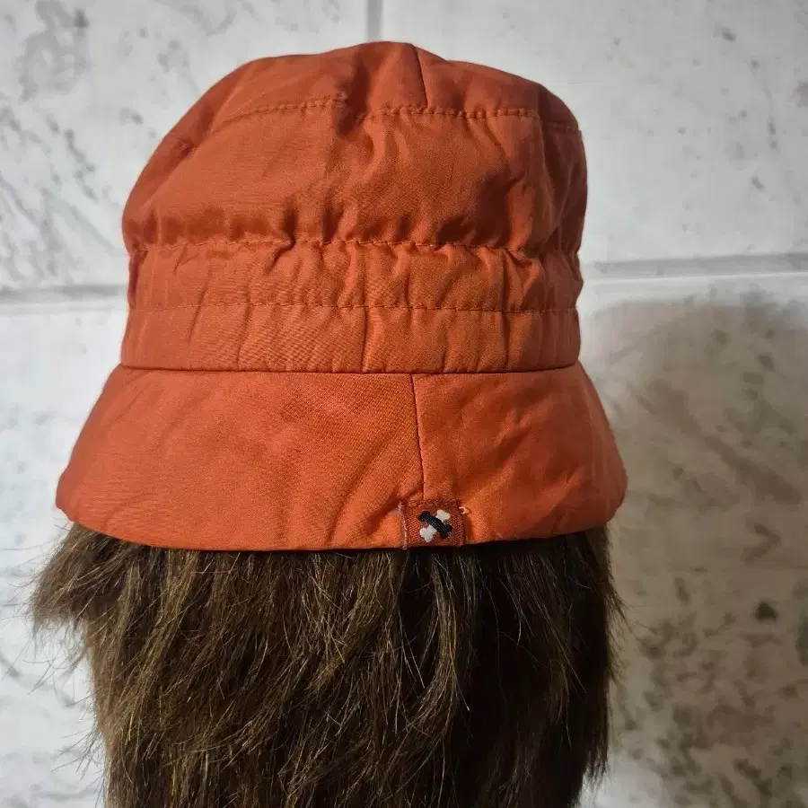 오렌지색 버킷햇