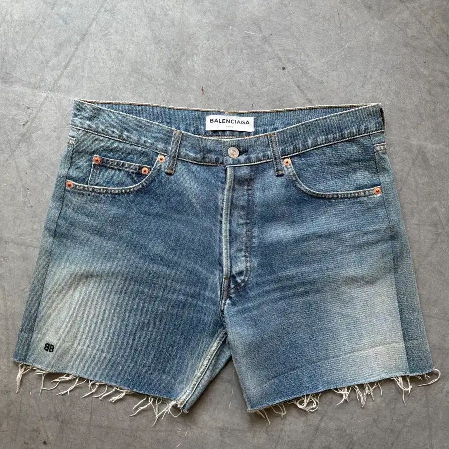 Balenciaga 발렌시아가 BB로고 데님 프린지 하프 팬츠