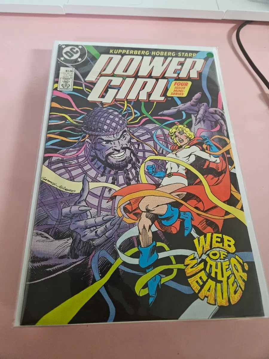 P / 1988 / Power Girl #4