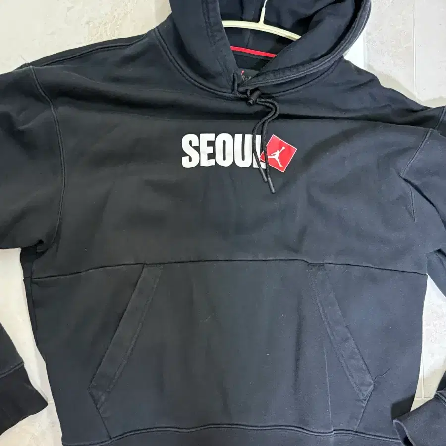 조던 서울 후드티 블랙