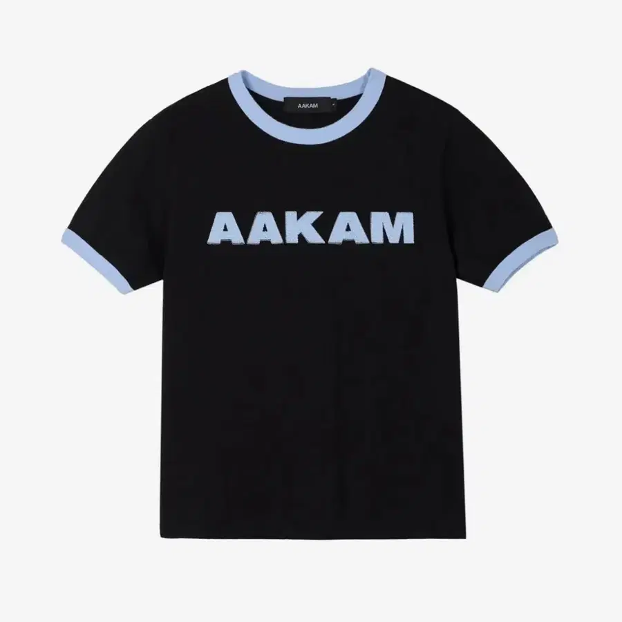 아캄 Logo Patch Ringer Top (Black-Sky Blue)