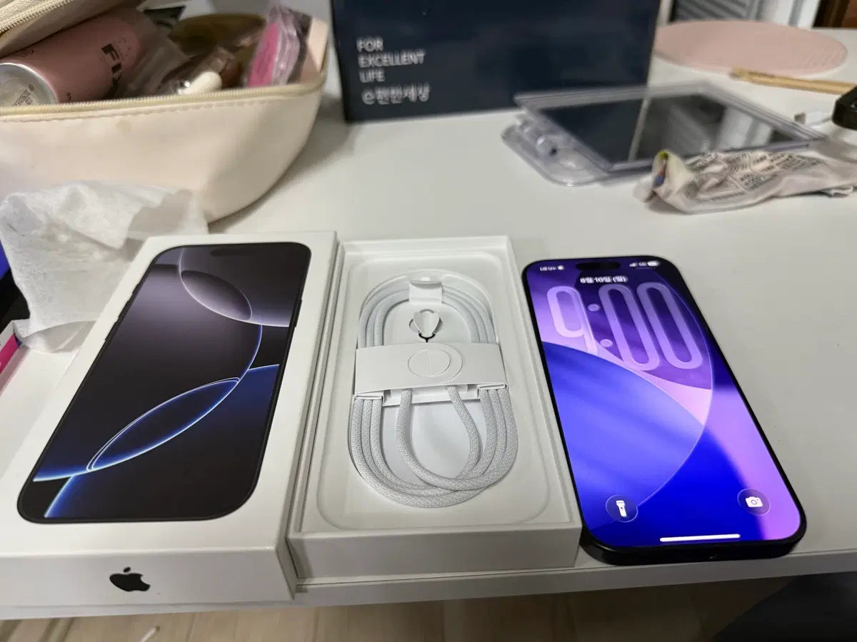 아이폰 16프로 128G 블랙 (S급) 판매합니다.
