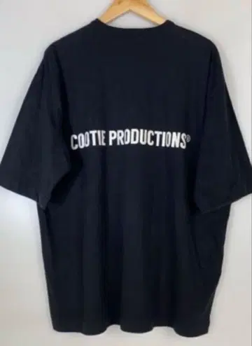 COOTIE PRODUCTIONS 티셔츠 블랙 컷소