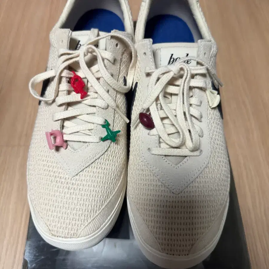 280 나이키 보디