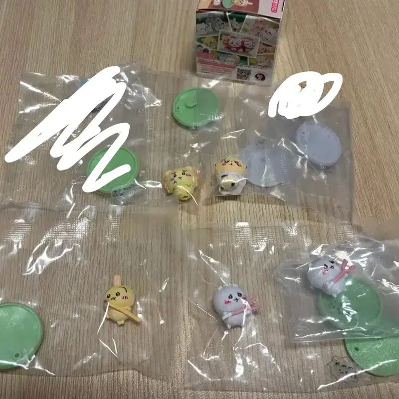 새상품) 먼작귀 에그몽 피규어 (상자포함)