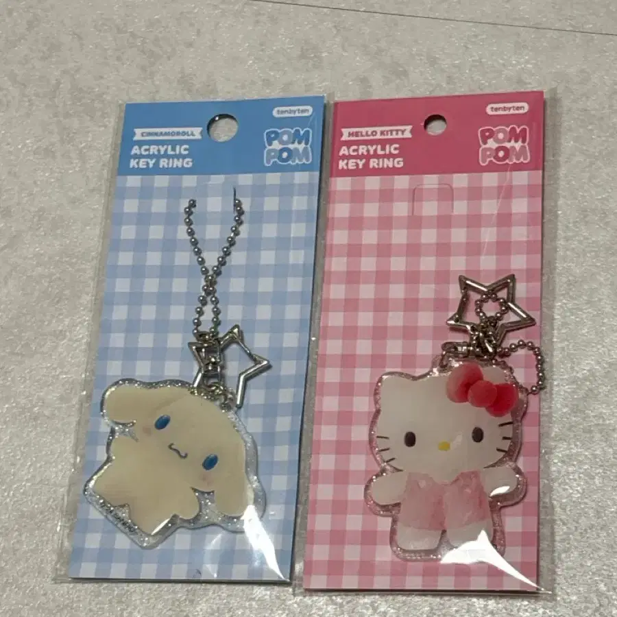 산리오 시나모롤 키티 아크릴키링 개당