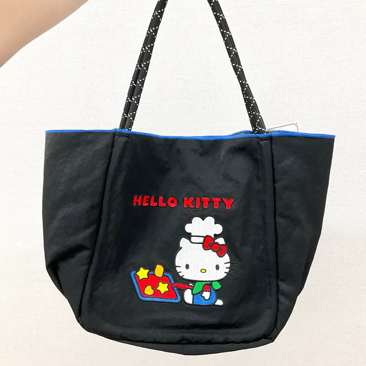 일본정품 헬로키티 요리사키티 블랙 로프백 가방