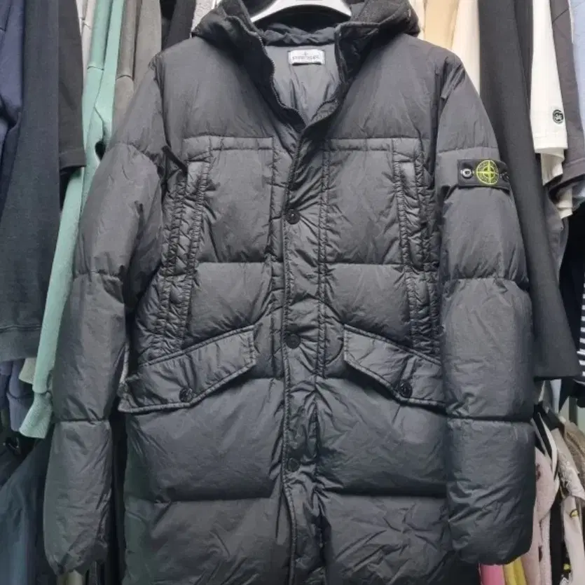 스톤아일랜드 블랙 푸퍼 패딩 후드 14y