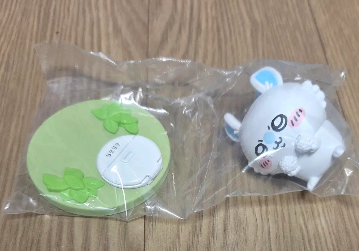 먼작귀 치이카와 모몽가 디오라마 피규어 판매합니다