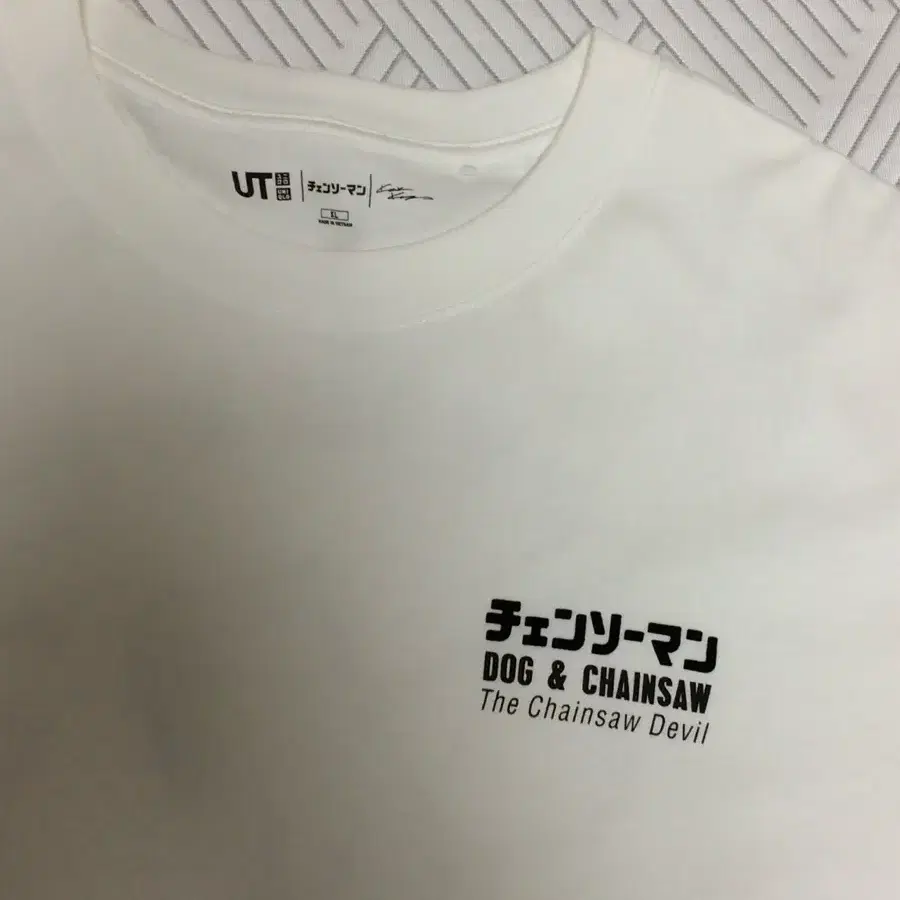 유니클로 체인소맨 포치타 반팔 XL