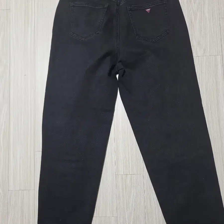게스 블랙 데님 팬츠