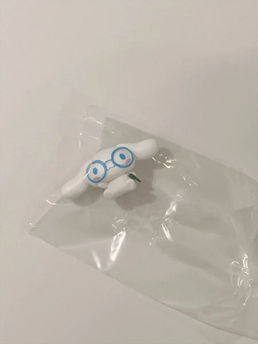 산리오 시나모롤 피규어 가챠
