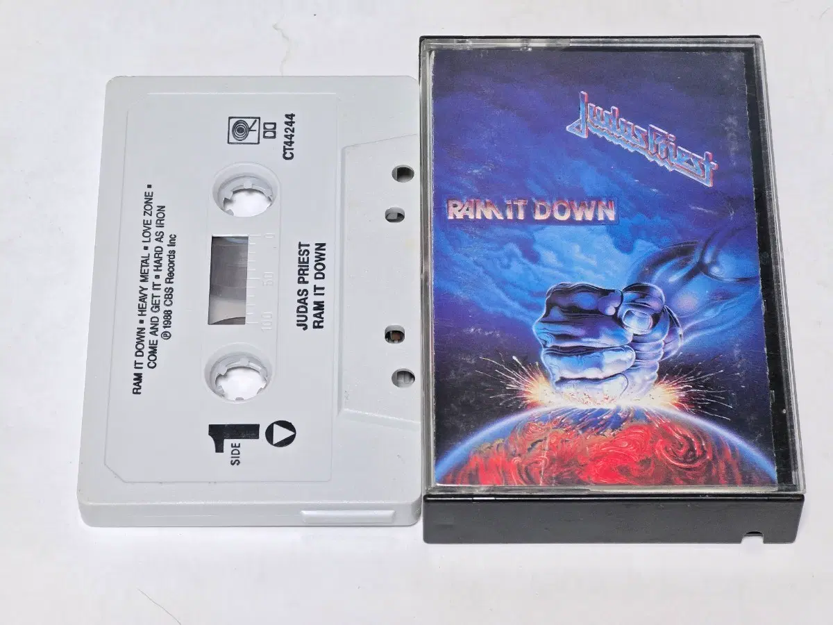 주다스 프리스트 (Judas Priest) - Ram It Down 카세트 테이프 (US 수입반)