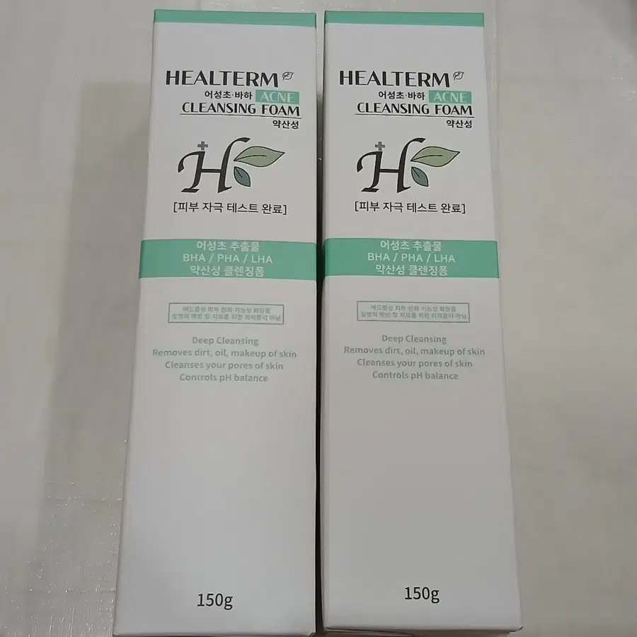 새상품 힐텀 어성초 바하 아크네 클렌징폼 약산성 150ml 2개
